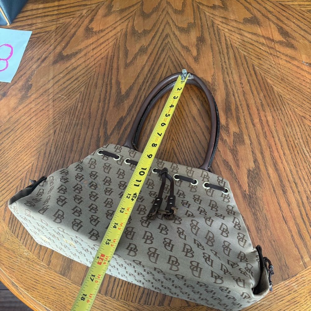 DOONEY & BOURKE DESIGNER PURSE TOTE BAG TAN BROWN #B6166940 duffle W/ HANDLE VTG - Picture 5 of 10